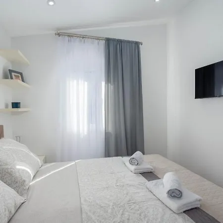 Marijo Villa Razanj