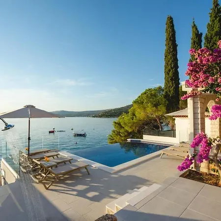 Marijo Villa Ražanj