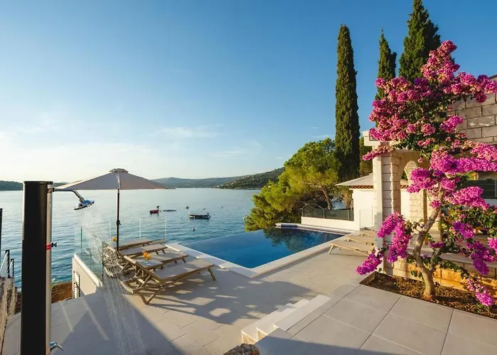 Marijo Villa Ražanj